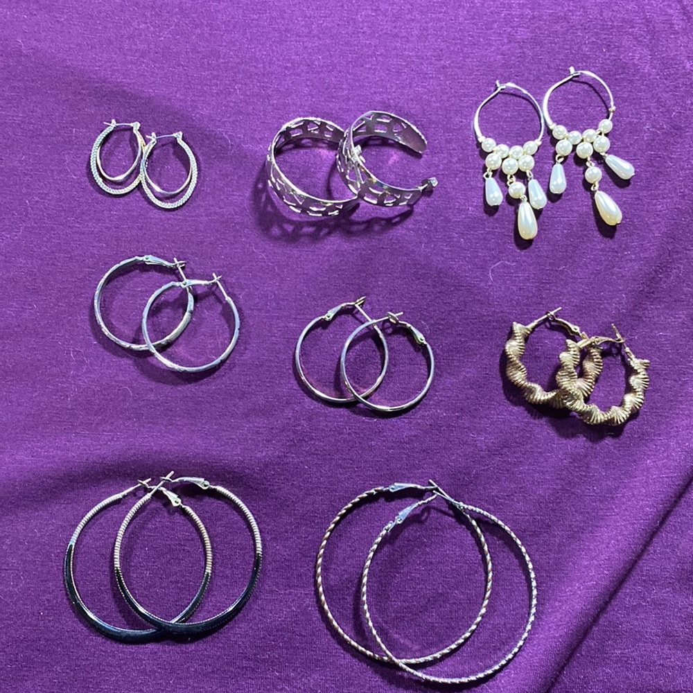 Set of 8 earrings/ hoops